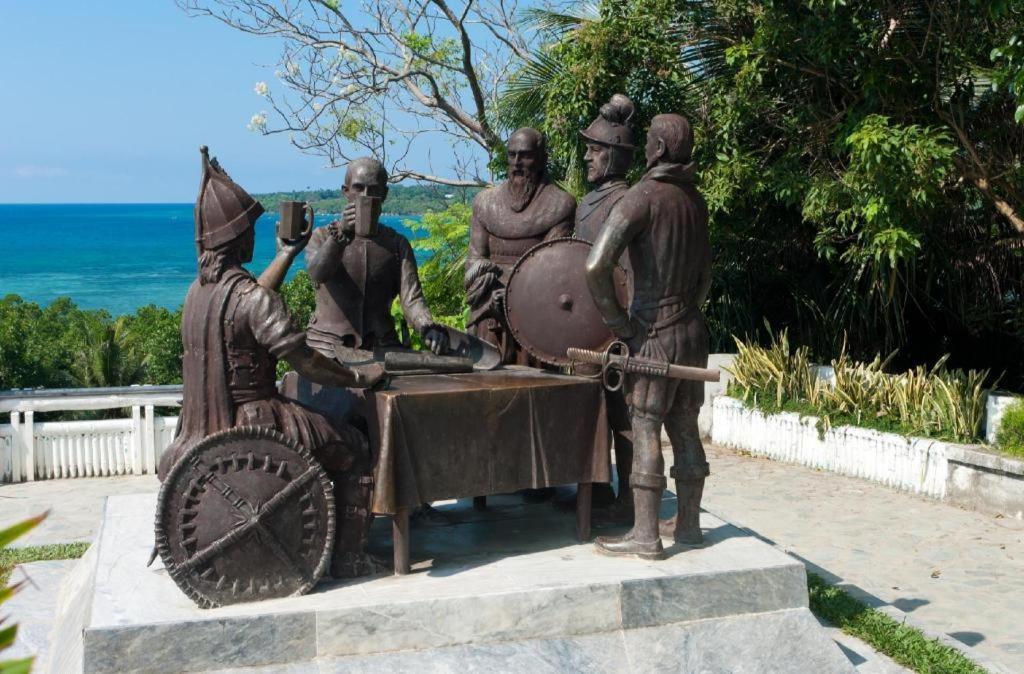Coco Grove Tourist Inn Panglao-stad Buitenkant foto